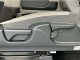 車を初めて購入されるお客様や、車にあまり詳しくないお客様にもわかりやすく丁寧に説明させて頂きます♪