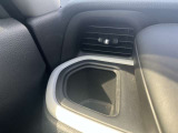 助手席ドリンクホルダー
