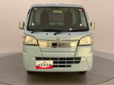 ご覧いただくタイミングによっては、掲載中の車両でも商談が入っていたり、更新・反映の時差があるため売約済みになっている場合がございます。
