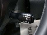 高速道路で重宝する、クルーズコントロール装備です。