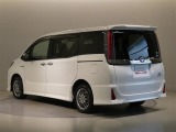 U-CARの販売だけでなく、自動車保険・生命保険・携帯電話の販売も行っております