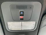 緊急時に車内の「緊急通報ボタン」を押すとHondaTotalCare緊急サポートセンターにつながり、オペレーターが警察・救急への取次ぎを行います!ご利用には、HTC プレミアムのご加入が必要です。