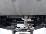 【下回り】下回りに気になるサビ等もございません。ご納車前にさらに徹底的に整備しますので、ご安心してご検討ください。
