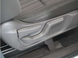 ◆ハンドル全体◆各種スイッチがハンドルから手を放さず操作できるので運転中でも楽に操作できます。