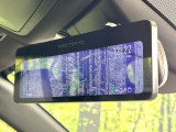 【デジタルインナーミラー】後部座席の荷物や同乗者に視界を遮られにくく、後方の状況をしっかり確認