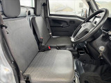 皆様のお車選びのお手伝いをさせてください★経験豊富なスタッフ一同、お問合せ・ご来店心よりお待ちしております。初めてのご相談も大歓迎でございます★