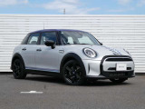 MINI認定中古車 全国の正規ディーラーにて保証修理が受けられます。