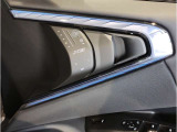 当社BMW認定中古車は全車保証付きでございます。また保証料金や整備費用はお見積書内の諸費用・税金に追加計上する事はございません。認定中古車保証付きのお支払総額でお見積りご依頼の上、他店とお比べください