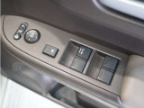 ◆パワーウィンドウスイッチ◆運転席から全席の窓の開閉操作を行うことが出来いつでも換気ができます!