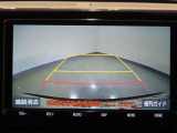 バックモニター搭載で、駐車もラクラク安心!