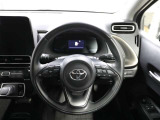 各操作スイッチなどもハンドルから手を放すことなく操作可能で安全運転に支援いたします!