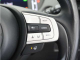 ◆アダプティブクルーズコントロール◆予め設定した車速内でクルマが自動的に加減速。前走車との適切な車間距離を維持しながら追従走行します。【LKAS】車線維持支援システムでステアリング操作を支援。