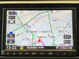 ホンダコネクト対8インチベーシックインターナビ【VXM-215VFEi】を装備してます。CD/DVD、Bluetoothオーディオ、USB接続など多彩なオーディオにも対応してます。