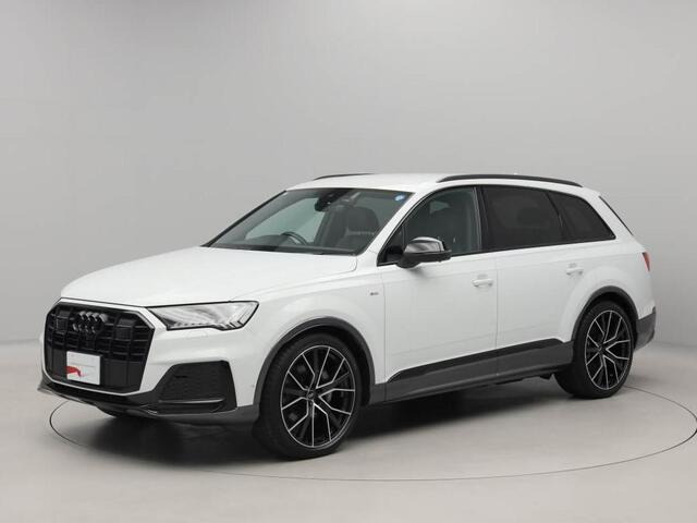 Q7 ブラックスタイル プラス ディーゼル 4WD