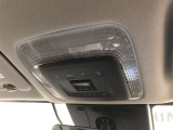 プリウスはDCM(専用車載器)を標準装備したコネクティッドカー!通信機能を利用したサービスが利用可能です。無料利用期間は2028/12/31まで。機能の詳細は展示店舗までお尋ねください。