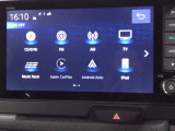 フルセグTVを搭載。CD/DVD再生、Bluetoothオーディオに対応しています。