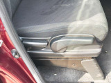 当店では軽自動車から普通車まで幅広くオールメーカーの車種・色・グレードを豊富に揃えております。