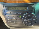 【エアコン】『エアコン装備』の画像になります。暑い夏でも寒い冬でも、車内に快適な空気を届けるので、いつでも快適な車内空間を創り上げます!