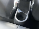 弊社在庫車両はすべて、入庫段階での客観的且つ厳正な車両チェック(第3者機関日本査定協会による査定)を実施しております。メーター改ざん車、修復歴車などは一切ございませんので、どうぞご安心くださいませ。