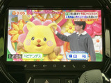 テレビ番組を画面で視聴できる装備です。停車中の待ち時間などに映像を楽しめるため、車内で過ごすひとときをより充実させたい方にもおすすめです。