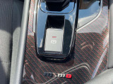 【パーキングブレーキ】電動でオートホールド機能により一時停止中もラクラク 専用NISMOレッド