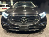 納車前整備は、メルセデスベンツ国際認定メカニックによる最新の検査ライン等の施設が充実した当社工場で入念に行います。メルセデス・ベンツの定める厳しい基準をクリアしたお車のみをご案内させて頂きます。