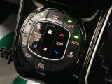 【フロントオートエアコン】運転席・助手席それぞれ温度設定が可能!暑がりな人、寒がりな人、誰もが快適に過ごせます!