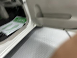 ドア内張に傷があります。