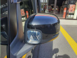 デザイン性だけでなく、ドライバーの巻き込み防止など安全運転をサポート致します!周囲からの視認性にも優れていて安心です!