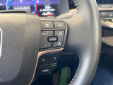 【レーダークルーズコントロール】高速道路での長距離走行が楽に!!自動で速度を保つクルーズコントロールが、衝突軽減システムと連携し、前方の車両を感知して車間を保つように速度調節してくれます!!