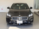 BMW代表的な特徴のキドニーグリル。BMWのすべてのモデルに採用され、BMWらしさを強調しております。