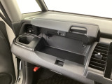 豊富に在庫を取り揃えています!軽自動車からミニバン、セダン、SUV、話題のハイブリッド車など続々入荷しております♪