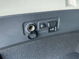 100V  AC電源コンセントをラゲッジの配置しました 1500W