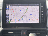 多機能ナビゲーションがあなたをしっかり目的地までサポートします。スマホのナビとは自車位置精度が違います。純正ナビなら保証も対象で安心です。