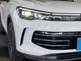 LEDマトリックスヘッドライト&ldquo;IQ. LIGHT&rdquo;HDを装備。片側19,200個のマルチピクセルLEDが自動的に最適な視界を確保します。