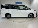 安心感のある力強い走り。静かな車内で家族とのおしゃべりが盛り上がります。