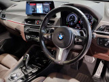 ☆センターパネルを運転席側に僅かに傾けたBMW独特のインパネ☆【駆け抜ける歓び】はここからもスタートしております☆