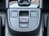 電子制御パーキングブレーキを搭載しております!指先一つでしっかりパーキングブレーキをかけられます!