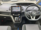 セレナ 1.2 e-POWER ハイウェイスターV 