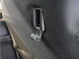 ◆インテリアパネル◆視界広々で非常に運転しやすくロングドライブでも疲れを感じさせないすっきりとまとまったインパネ周りです。