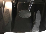 【プッシュスタート】プッシュスタートの最大のメリットは「防犯対策」です。スマートキーと車のIDが合致しないとエンジンは始動させることができません。