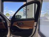 BMW認定中古車は保証も充実しております。2年間もしくは、1年間の保証に加え、最大4年間までの保証延長も可能でございます(対象車種限定)!充実の保証で、安心してお車をご利用いただけます!
