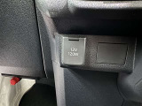 シガーソケット用の充電器が使用可能です!