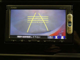バックモニターで、後方を確認しながら安心して駐車することができます。運転初心者も熟練者も必須の機能ですよ!