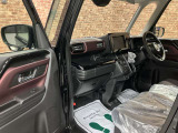 ■POINT■インパネやシートなどのインテリアの素材は車種によって異なるので、ぜひご来店いただきご自身で確かめてみてください!