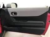 気密性の高いMINIは外観のかわいらしさとは裏腹に、外の雑音を遮り、高級感のある快適なドライブをお楽しみいただけます。
