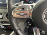メモリー付きパワーシートが装備されている車両はシートの位置・ドアミラーの角度・ハンドルの位置を3名まで記憶出来ます。