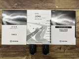 付属品はこちらになります。ご質問等ございましたらお気軽にお問い合わせください!