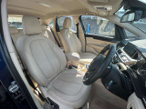 国道246号線沿い、南町田グランベリーパーク駅すぐ。BMW Premium Selection 東名横浜/〒194-0004 東京都町田市鶴間5-18-1