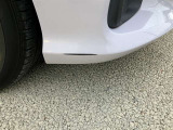 フロントバンパー右下に大きめのキズあり